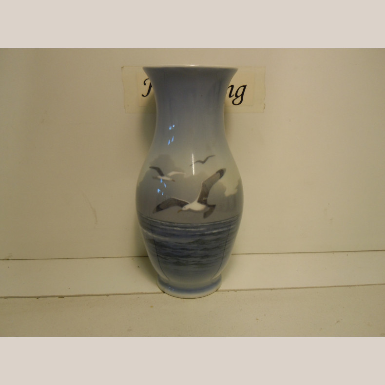 1138-2289 Vase "Mger" H18 cm