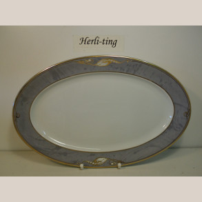 375/17 Oval fad 39x26 cm 1.sort.