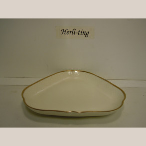 354/40 Trekantet fad 24x24x24 cm 