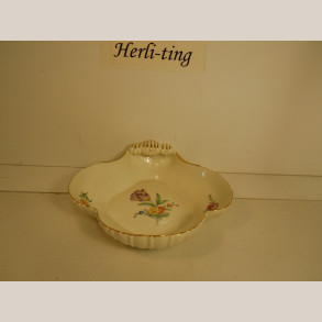 347/042 Assiet musling 1.sort.