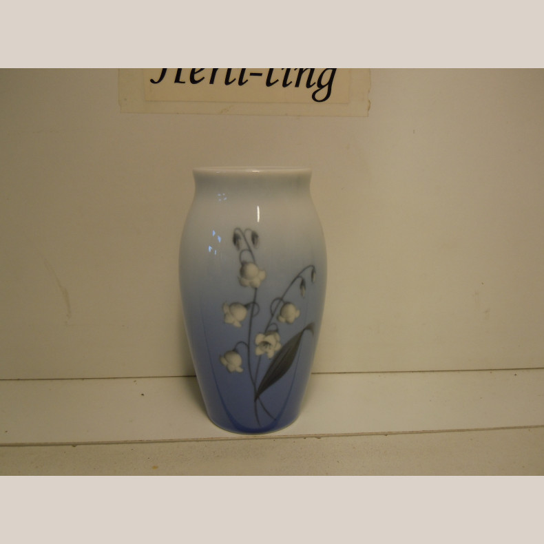 57-255 Vase "Liljekonval" H11,5 cm