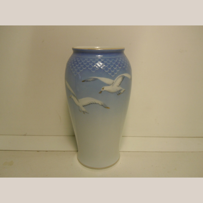 682/303 Vase H: 21 cm