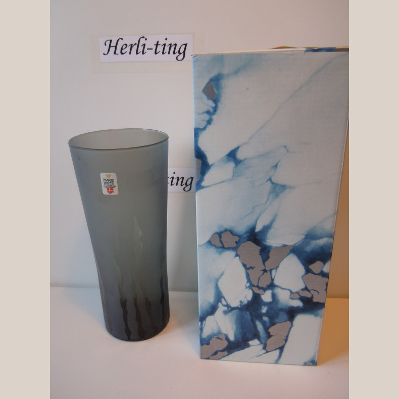 7034-14593 Vase "Brise" H20 8,5 cm Pia Sverrisdottir