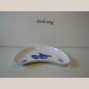 8010 Halvm�nefad 22x13,5 1.sort.