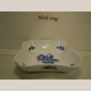 8063 Kartoffelsk�l 21x21 cm 2.sort.