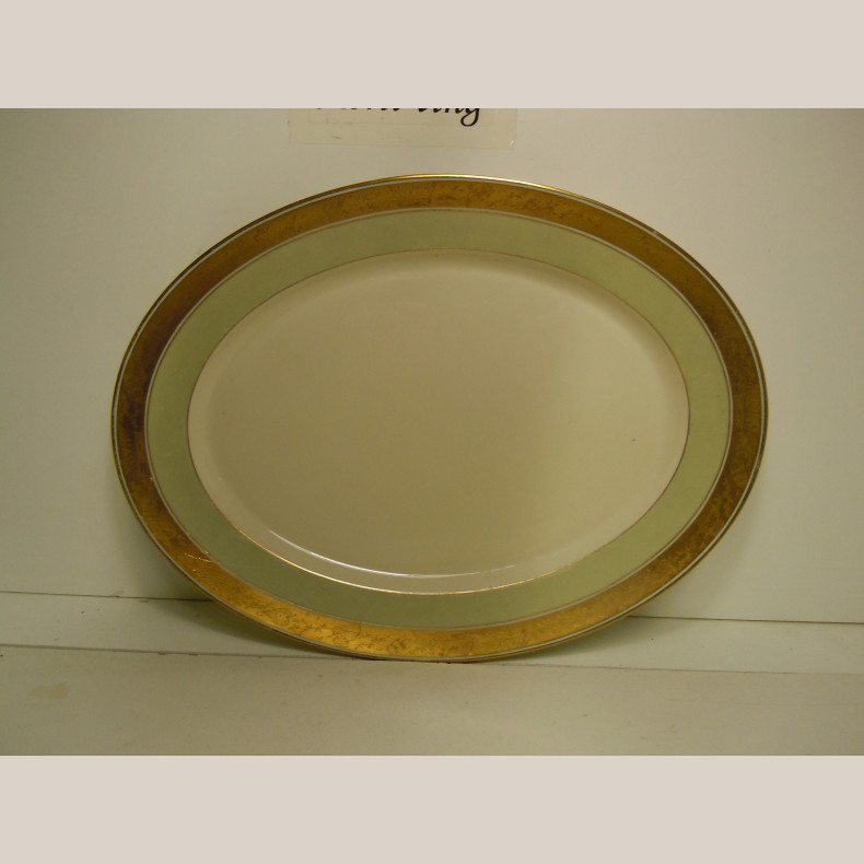 9584 Oval fad 34x26,cm 1.s.