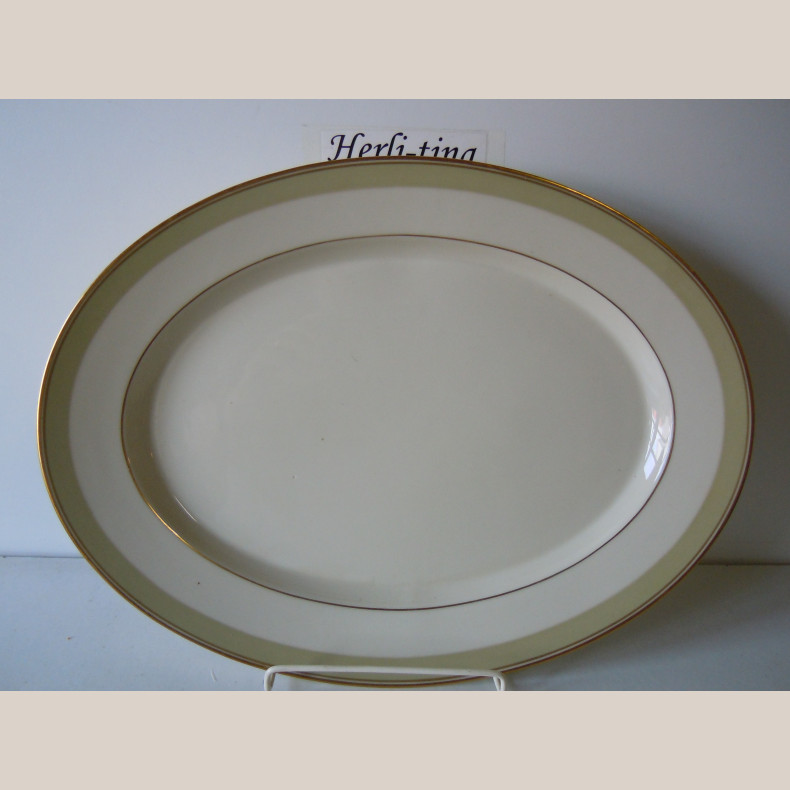 9585 oval fad 41x30 cm 1.sort.