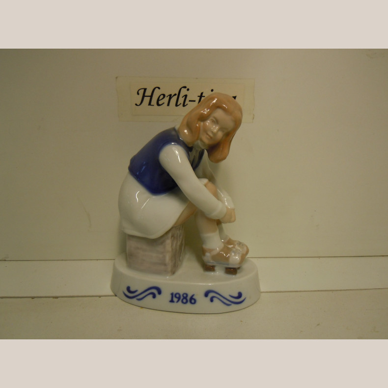 rsfigur 1986 "Jenny Rulleskjtepige" 1.sort.