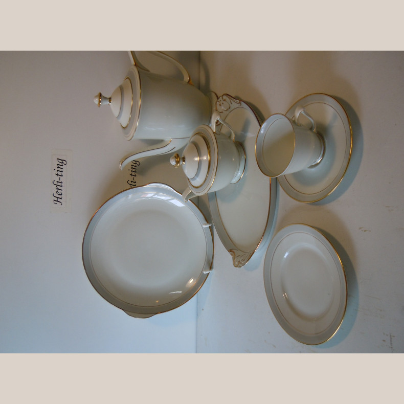 Gr�sten Stelrest 10 kaffekop-12 kagetall.-1 kagefad- s�ttefad-sukkersk�l-kaffekande